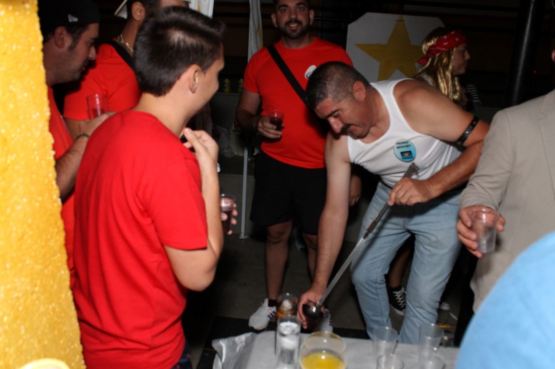 Algunas imágenes de la fiesta de 'Los Bartolos' celebrada en la plaza de la Constitución y sus alrededores (10-08-2019)