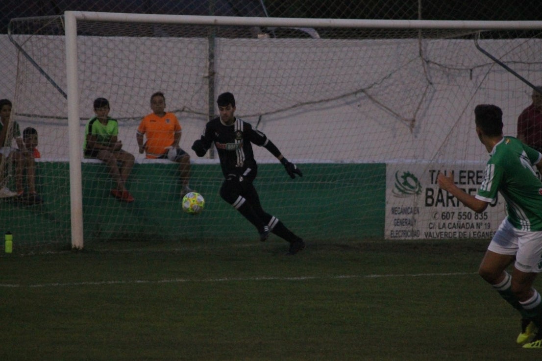 Algunas imágenes del encuentro de cuartos de la Copa Federación entre el Racing Valverdeño y el Llerenense que finalizó con 3-0 (11-08-2019)