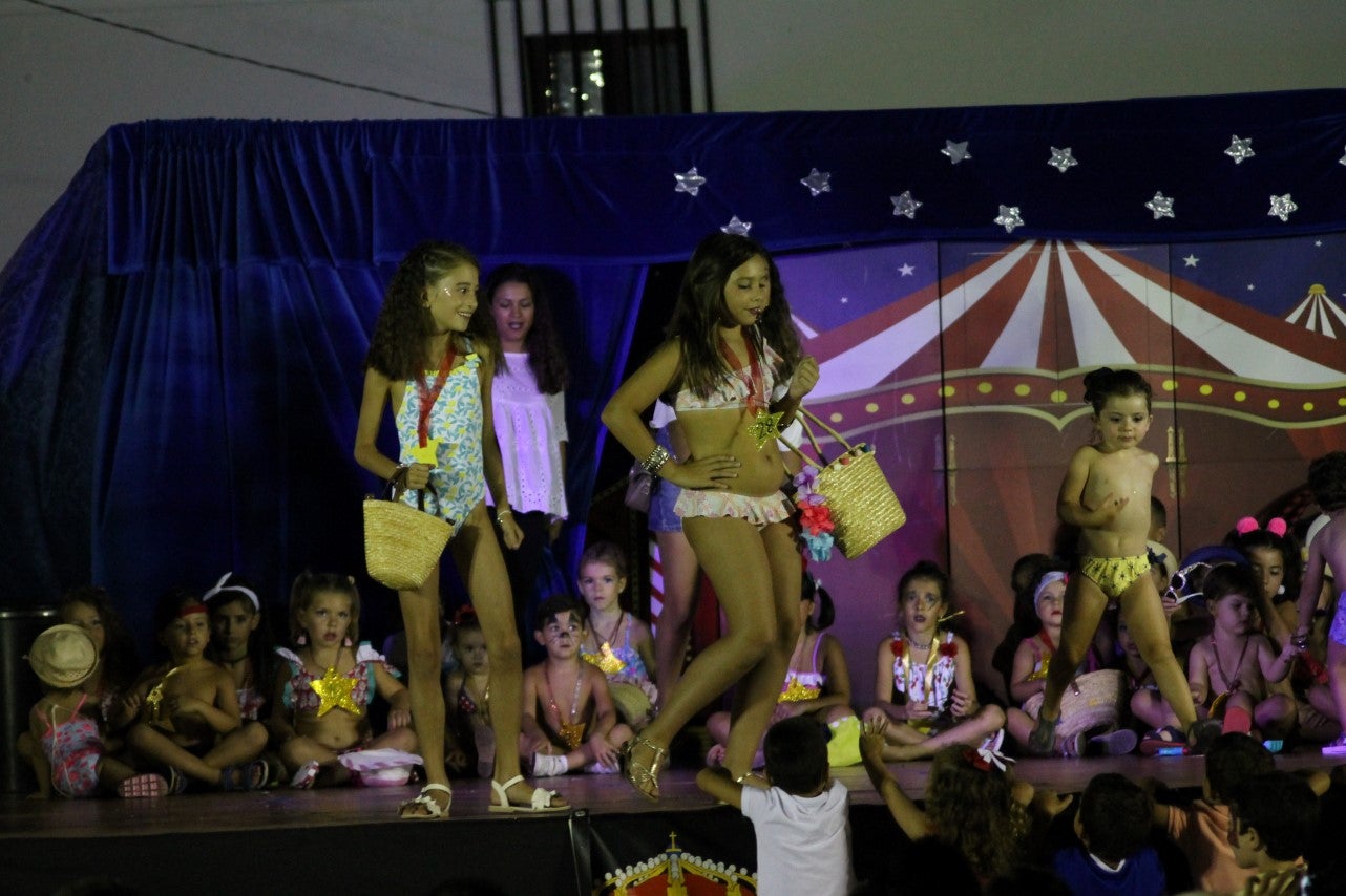 Imágenes del desfile infantil 2019 que tuvo lugar en la plaza de la Constitución (08-08-2019)