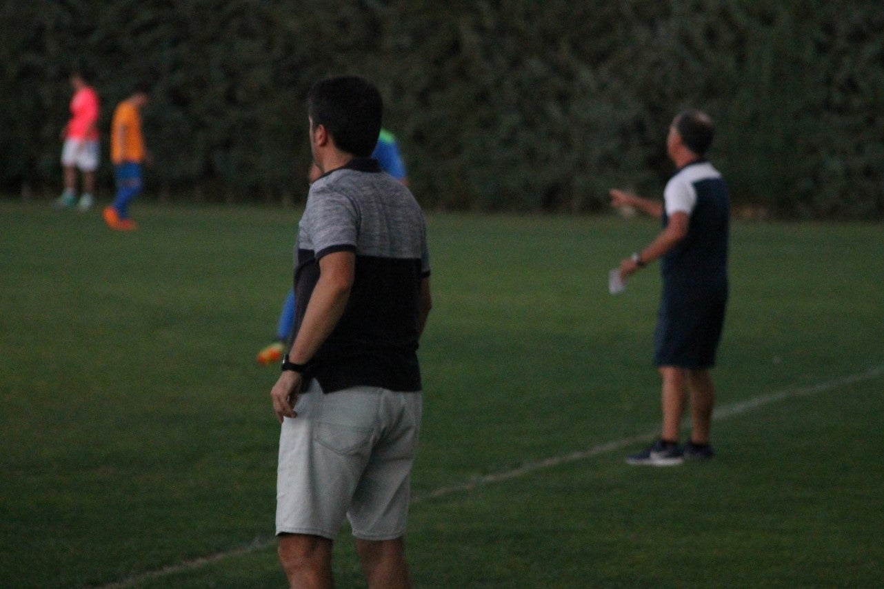 Imágenes del XLVII Trofeo de Piedra Aguda disputado entre el Racing Valverdeño y el Aceuchal, en el Municipal de San Roque y que acabó con victoria local por 4-2 (14-08-2019)