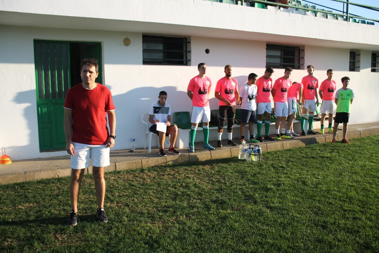 Imágenes de la semifinal de la Copa Federación que han jugado Racing Valverdeño y Arroyo en el Municipal de San Roque y que finalizó con 0-1 (18-08-2019)