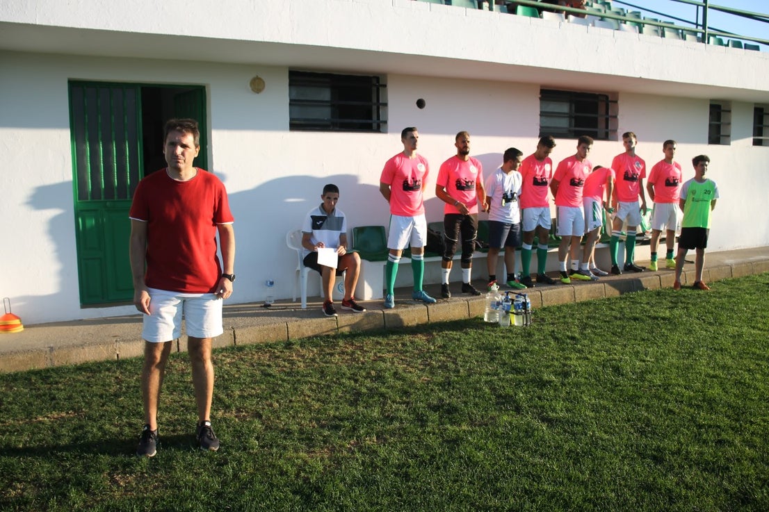 Imágenes de la semifinal de la Copa Federación que han jugado Racing Valverdeño y Arroyo en el Municipal de San Roque y que finalizó con 0-1 (18-08-2019)