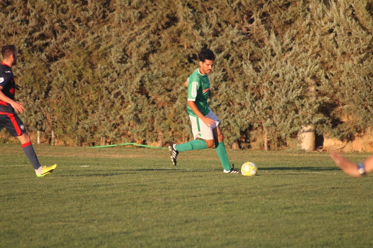 Imágenes de la semifinal de la Copa Federación que han jugado Racing Valverdeño y Arroyo en el Municipal de San Roque y que finalizó con 0-1 (18-08-2019)