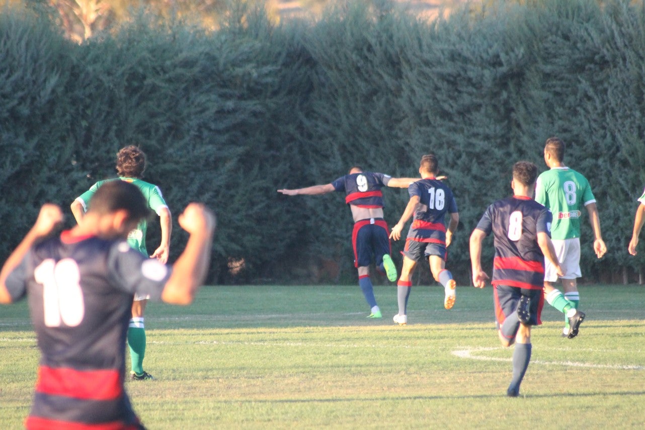 Imágenes de la semifinal de la Copa Federación que han jugado Racing Valverdeño y Arroyo en el Municipal de San Roque y que finalizó con 0-1 (18-08-2019)
