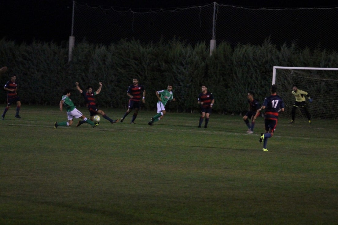 Imágenes de la semifinal de la Copa Federación que han jugado Racing Valverdeño y Arroyo en el Municipal de San Roque y que finalizó con 0-1 (18-08-2019)