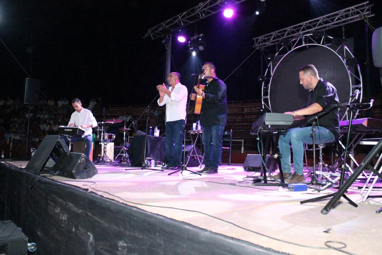 Algunas imágenes del viernes de las Ferias y Fiestas de San Bartolomé 2019 (23-08-2019)