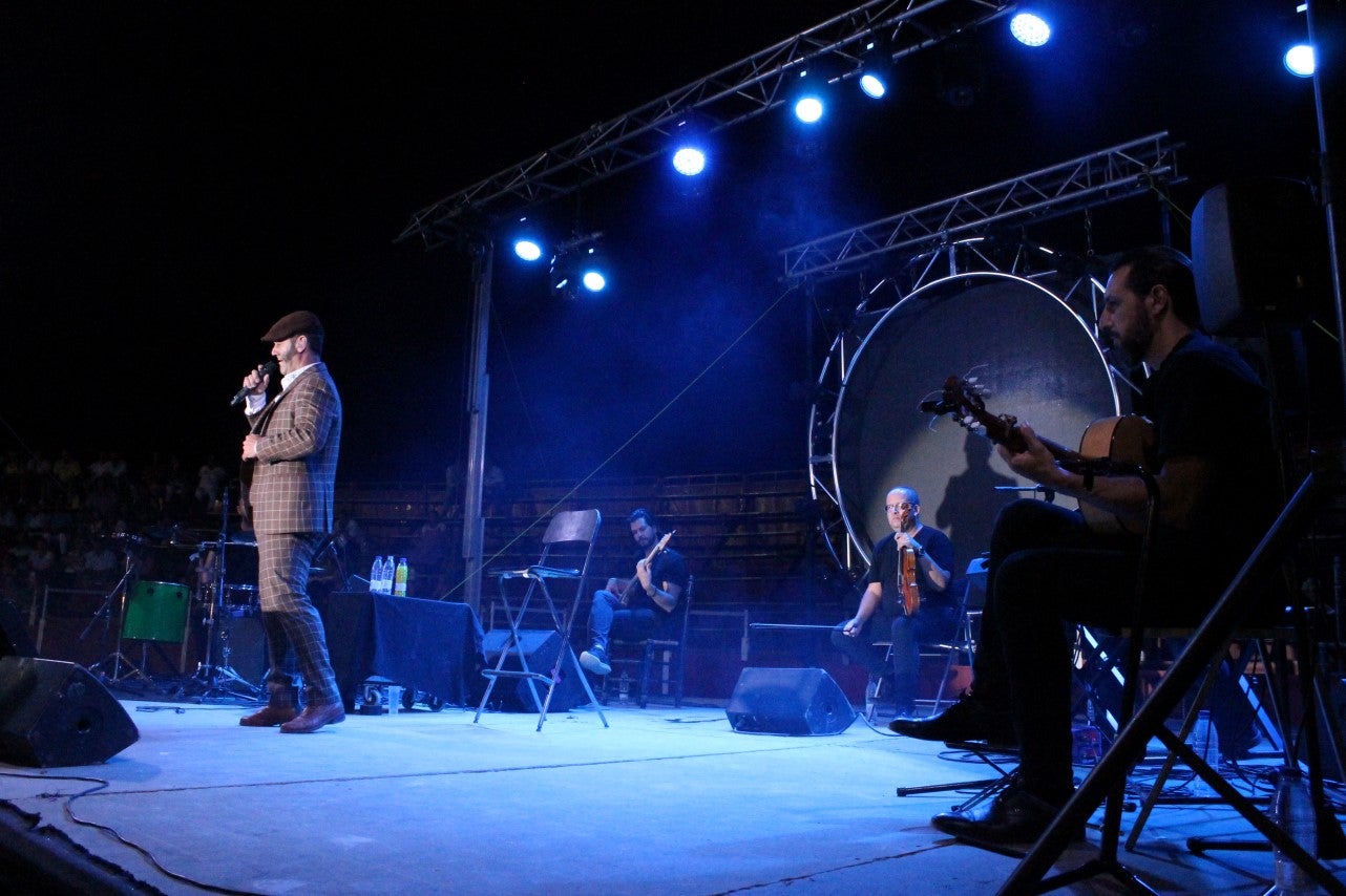 Algunas imágenes del viernes de las Ferias y Fiestas de San Bartolomé 2019 (23-08-2019)