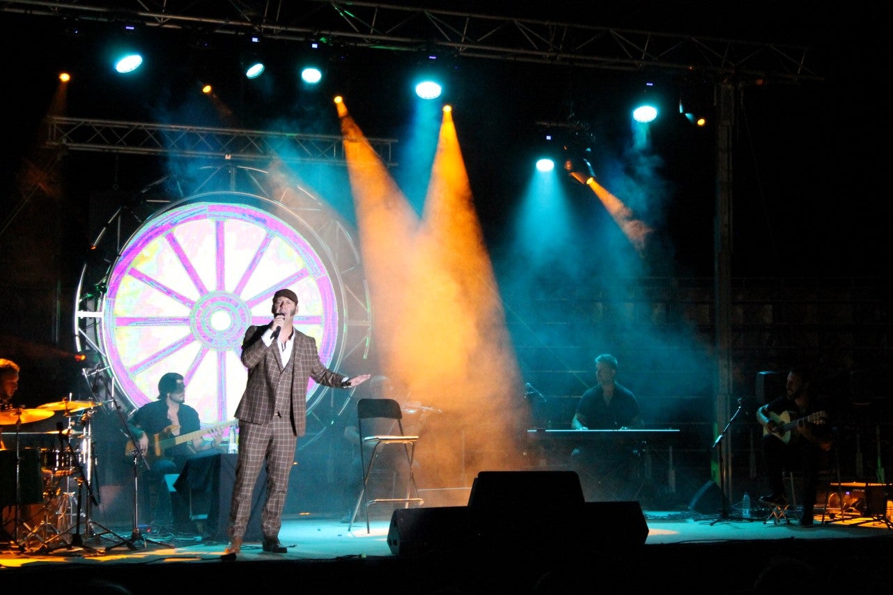 Algunas imágenes del viernes de las Ferias y Fiestas de San Bartolomé 2019 (23-08-2019)