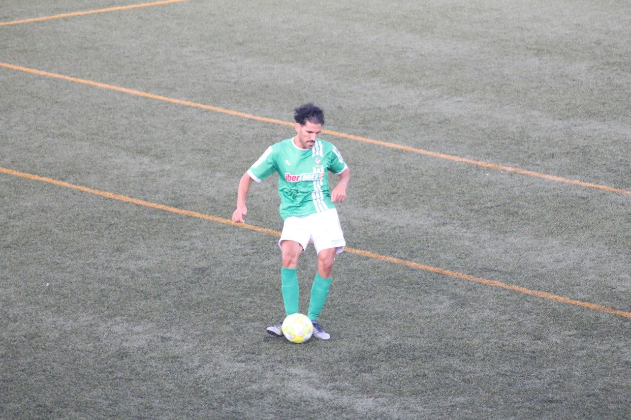 Algunas imágenes del encuentro de la segunda jornada de Tercera División disputado en el Emilio Macarro de Montijo y que terminó 2-1 (01-09-2019)