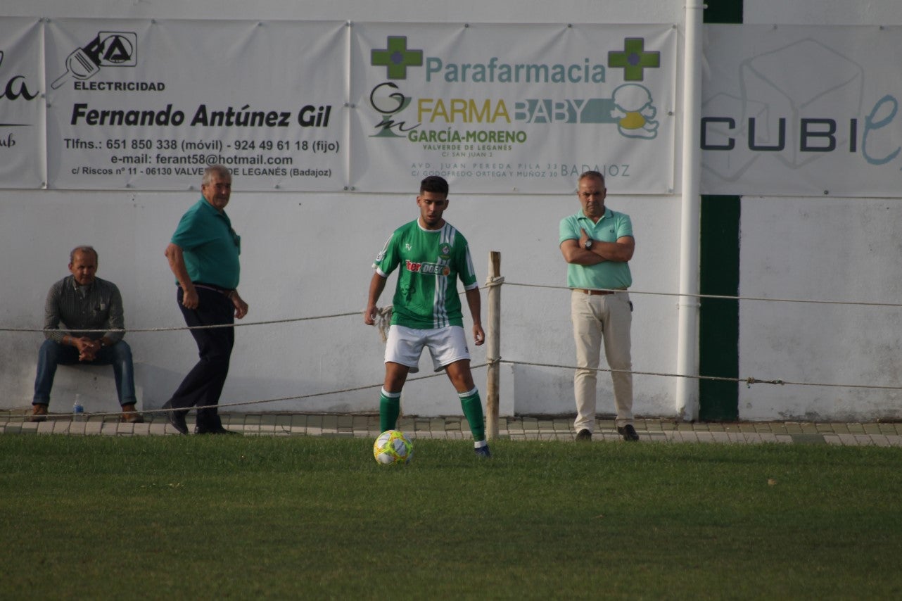 Algunas imágenes del encuentro de la quinta jornada de liga de Tercera División disputado en el Municipal de San Roque y que acabó en empate a cero. (22-09-2019)