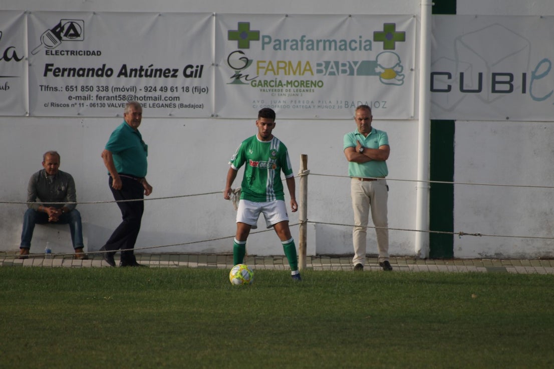 Algunas imágenes del encuentro de la quinta jornada de liga de Tercera División disputado en el Municipal de San Roque y que acabó en empate a cero. (22-09-2019)