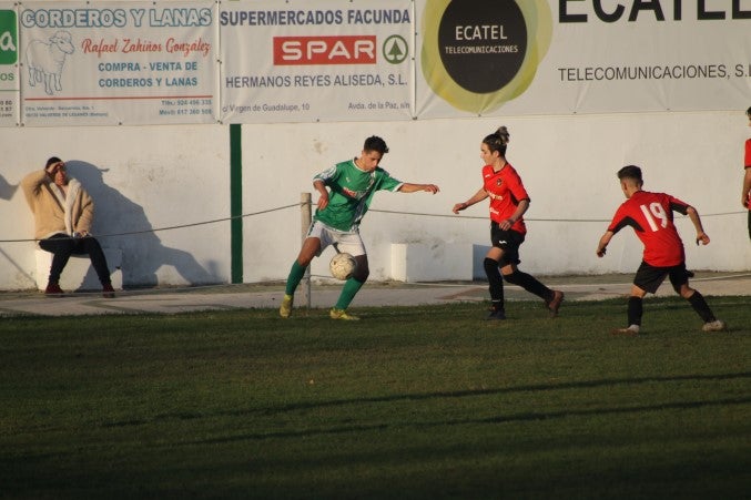 Fotos: Racing Valverdeño - Cabezuela