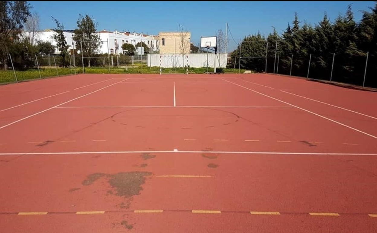 Se arreglarán las pistas de tenis del IES 'Campos de San Roque'