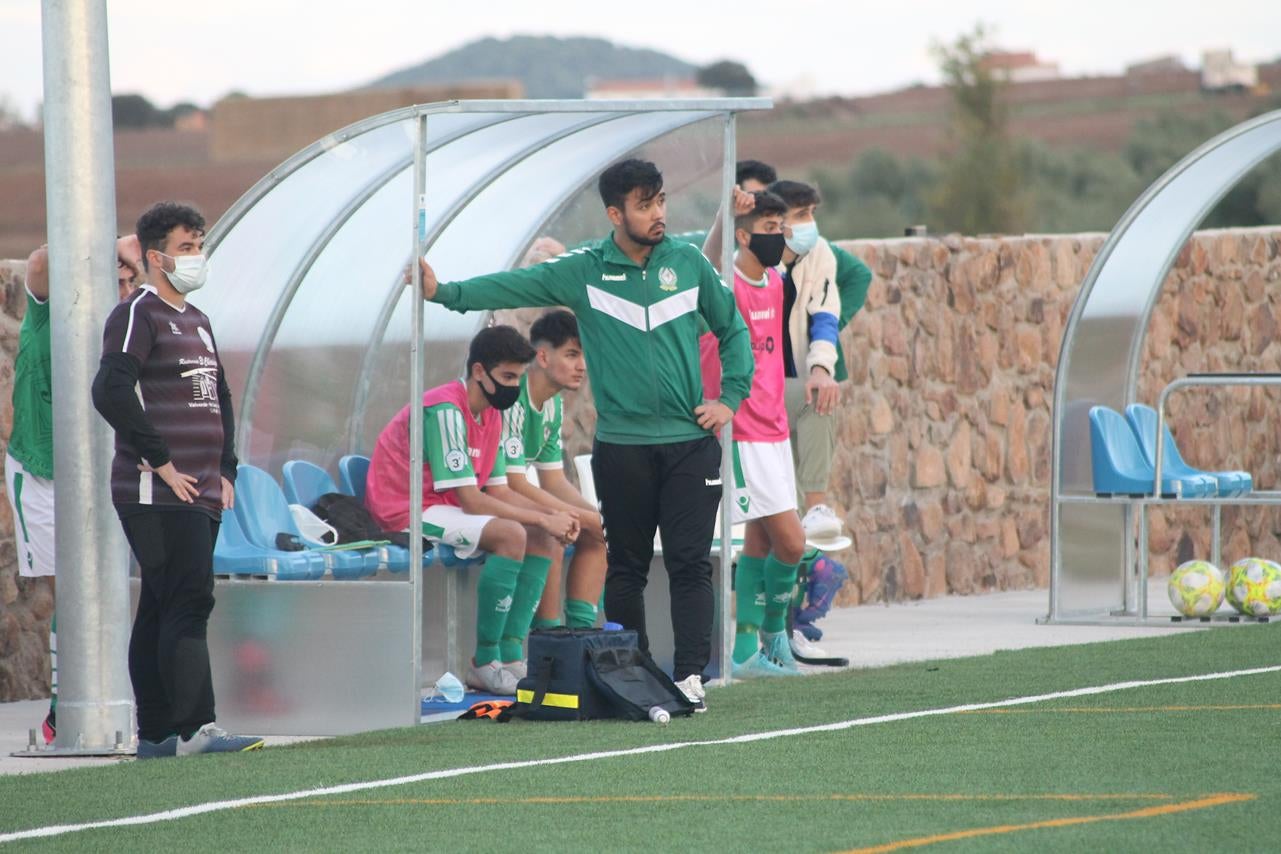 Fotos: Juveniles Racing Valverdeño – Fuente de Cantos