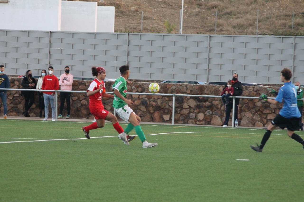 Fotos: Juveniles Racing Valverdeño – Fuente de Cantos