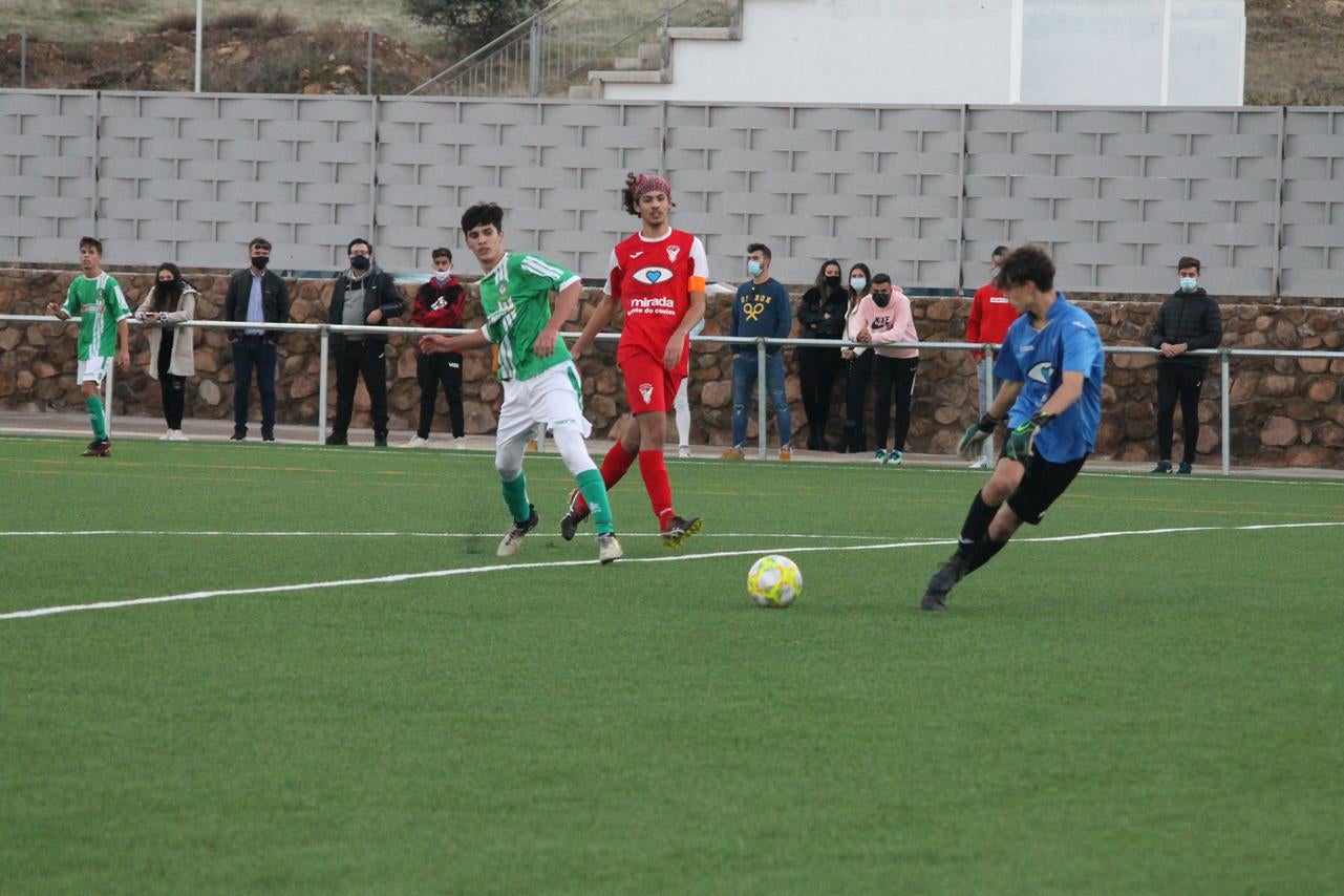Fotos: Juveniles Racing Valverdeño – Fuente de Cantos