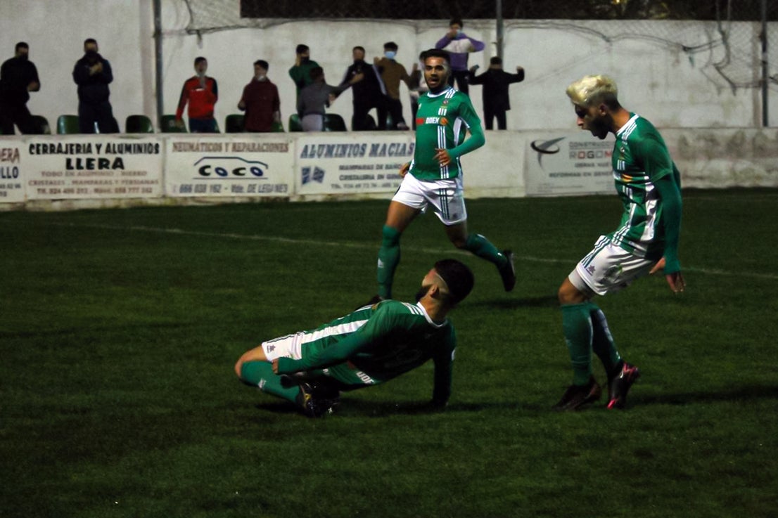 Fotos: Racing Valverdeño – Olivenza (II)