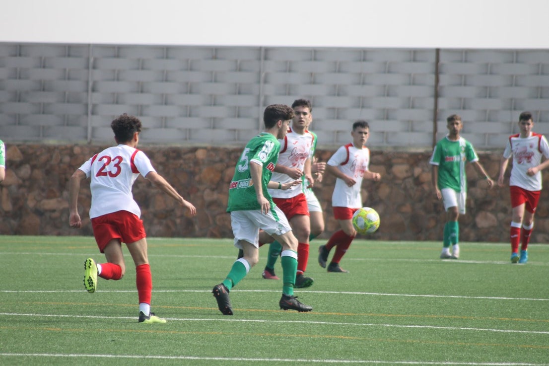 Fotos: Juveniles: Racing Valverdeño – Gran Maestre (II)