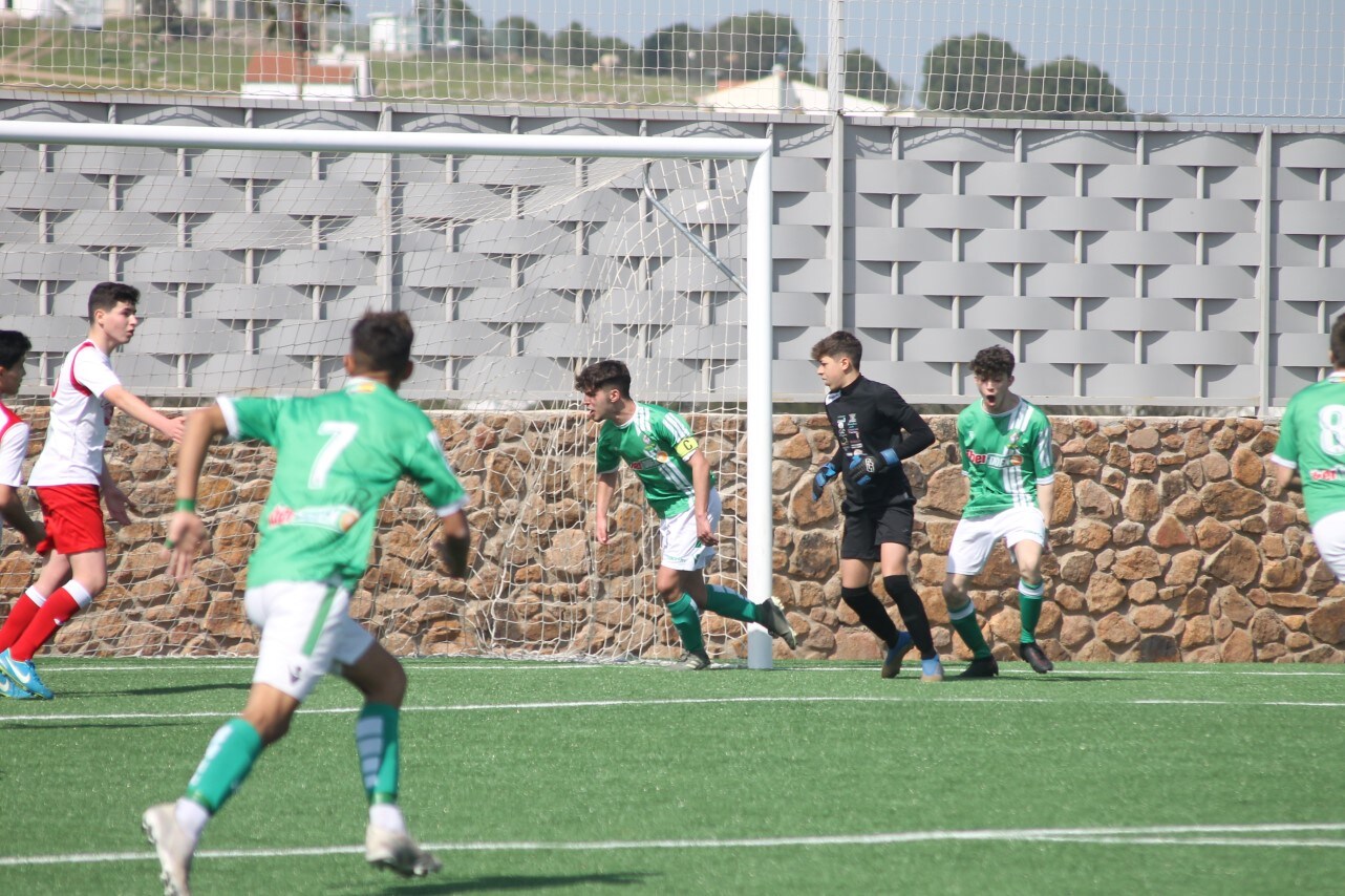 Fotos: Juveniles: Racing Valverdeño – Gran Maestre (II)