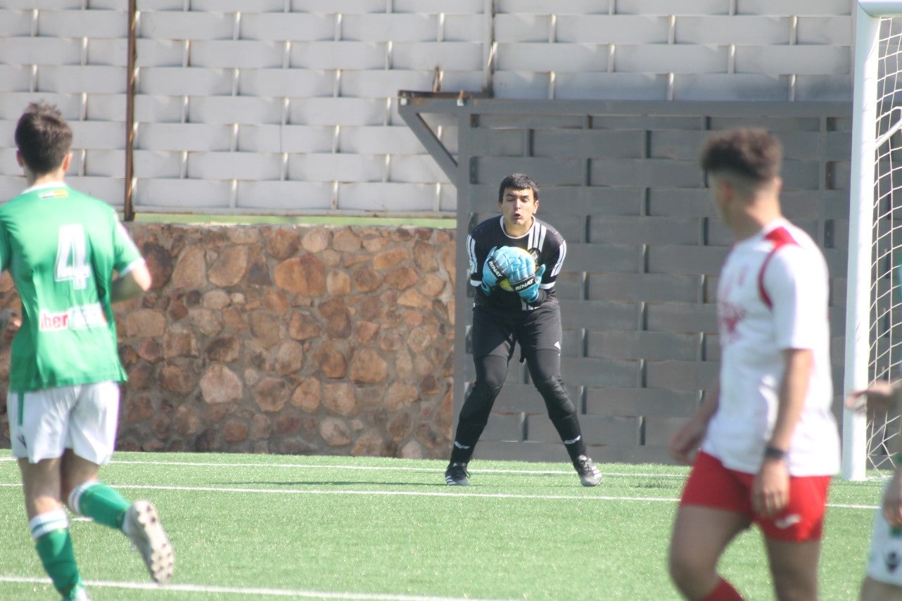 Fotos: Juveniles: Racing Valverdeño – Gran Maestre (II)