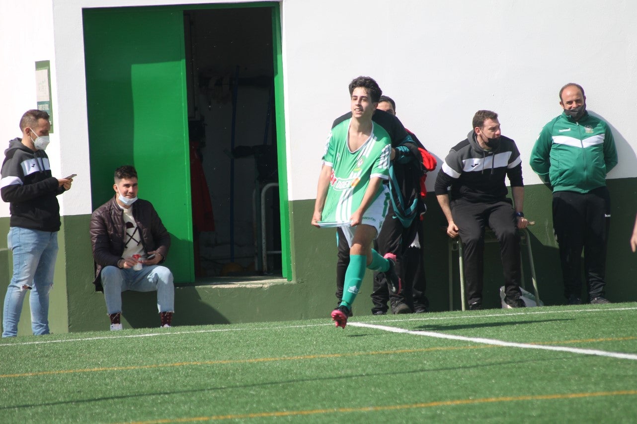 Fotos: Juveniles: Racing Valverdeño – Gran Maestre (II)