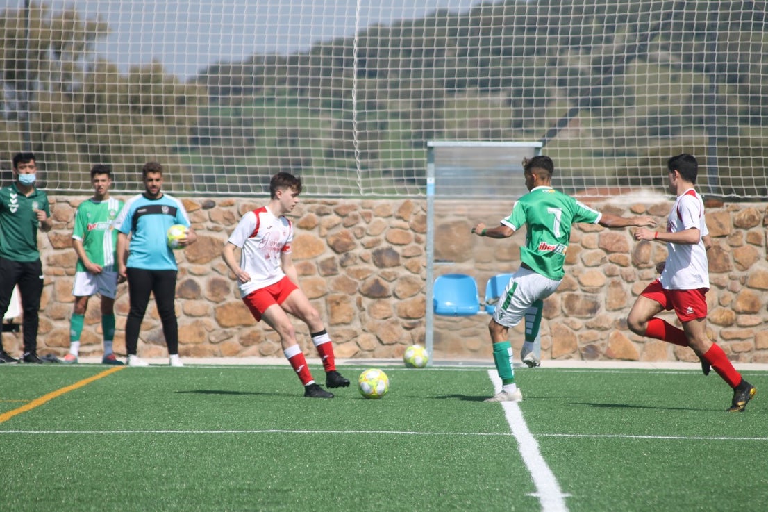 Fotos: Juveniles: Racing Valverdeño – Gran Maestre (III)