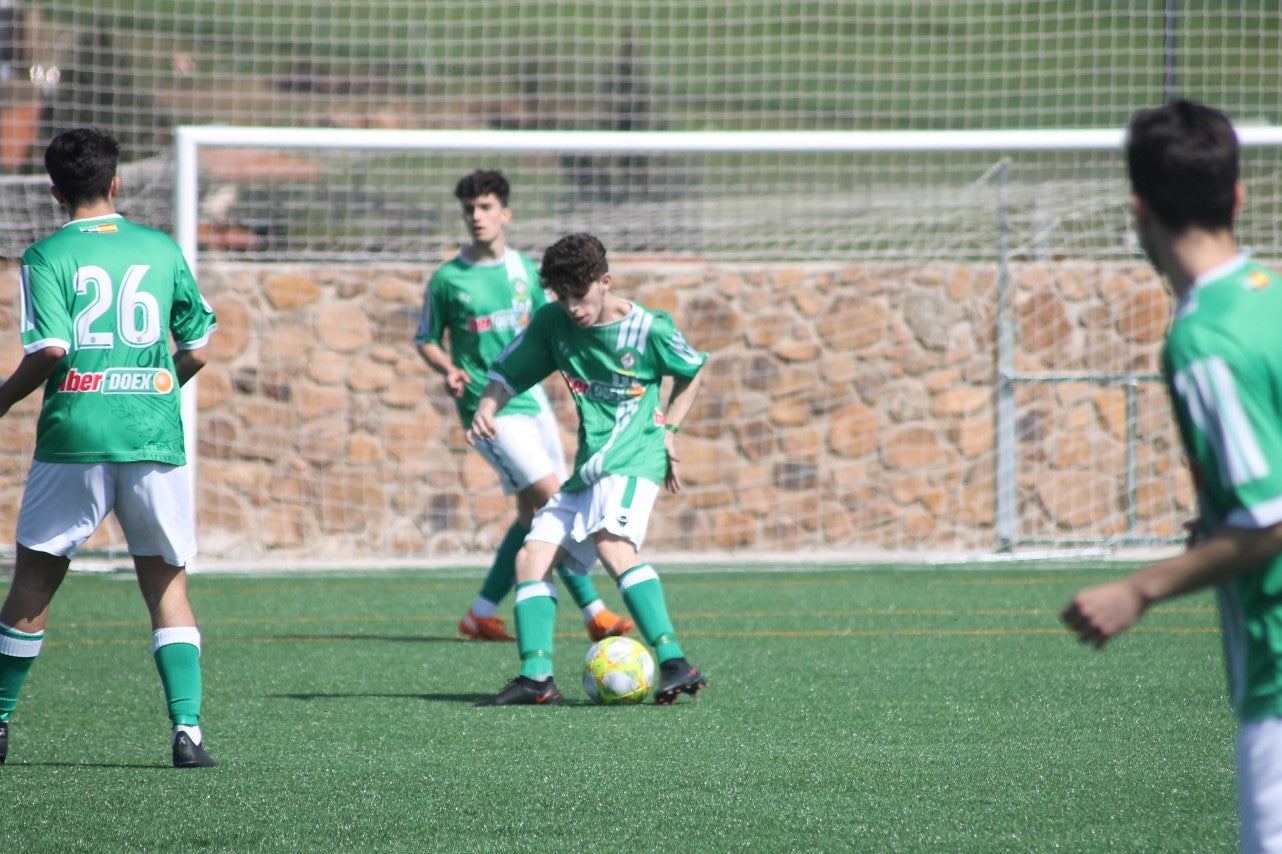 Fotos: Juveniles: Racing Valverdeño – Gran Maestre (III)