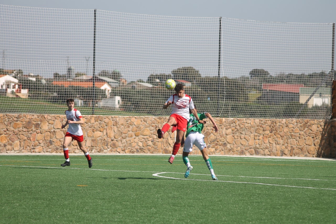 Fotos: Juveniles: Racing Valverdeño – Gran Maestre (III)