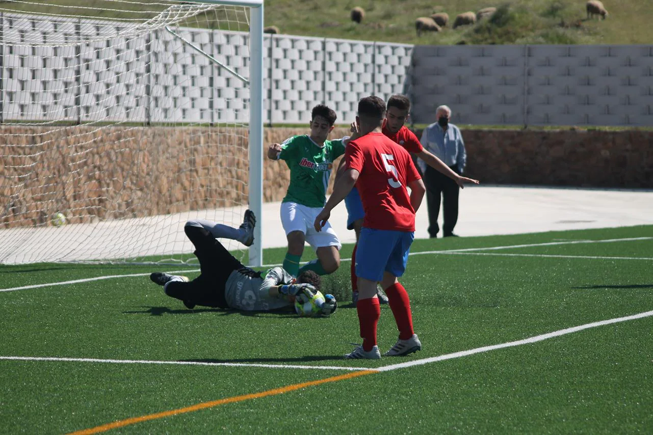 Fotos: Juveniles: Racing Valverdeño – UC La Estrella (I)