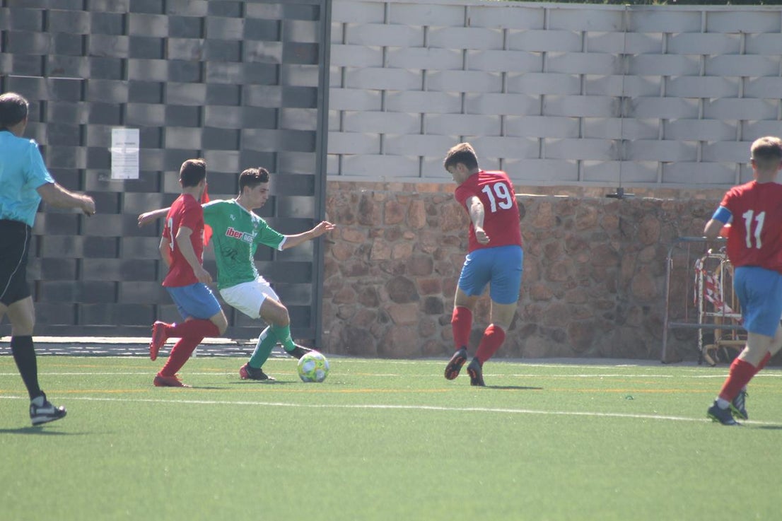 Fotos: Juveniles: Racing Valverdeño – UC La Estrella (I)