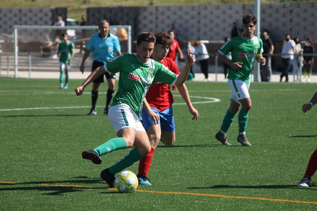 Fotos: Juveniles: Racing Valverdeño – UC La Estrella (II)