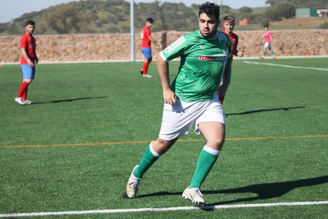 Fotos: Juveniles: Racing Valverdeño – UC La Estrella (II)