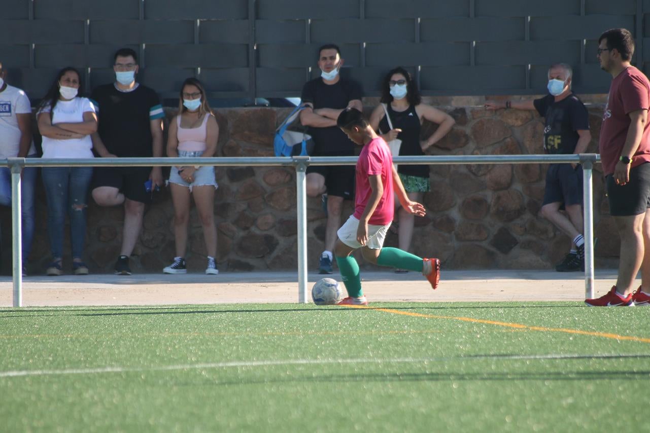 Fotos: Cierre de temporada de la Escuela de Fútbol Base (I)