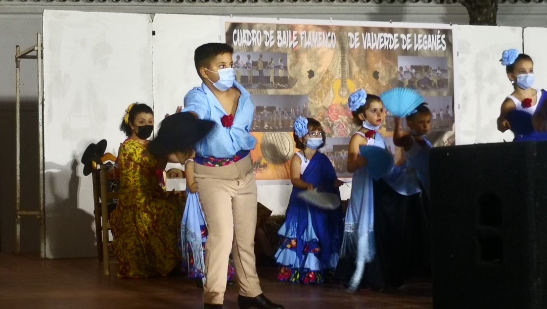 Fotos: Actuación del Grupo de Flamenco y Sevillanas