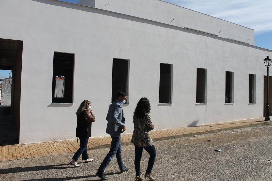 Fotos: Visita de la Consejera de Educación y Empleo, Esther Gutiérrez
