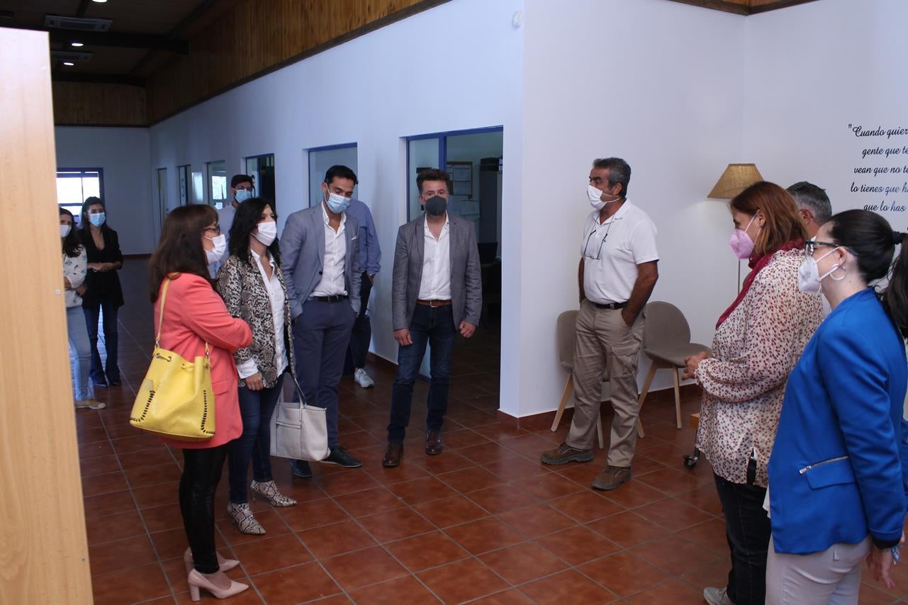 Fotos: Visita de la Consejera de Educación y Empleo, Esther Gutiérrez