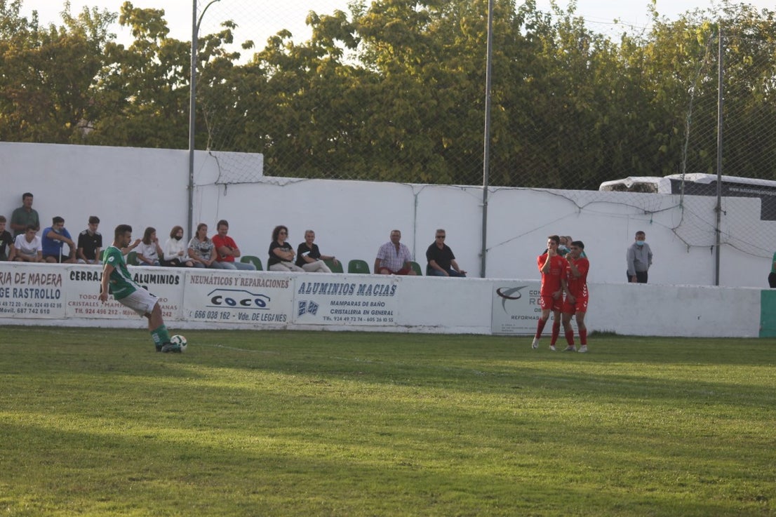 Fotos: Racing Valverdeño – Alburquerque (II)