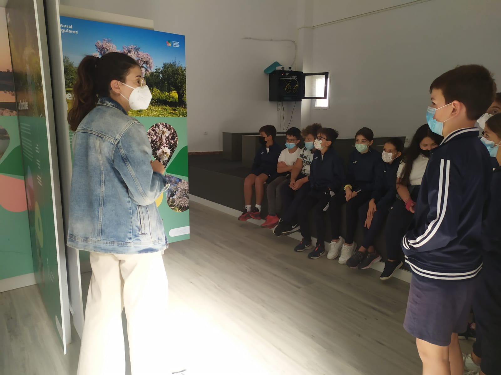 Fotos: Visita de los Escolares al Centro de Turismo