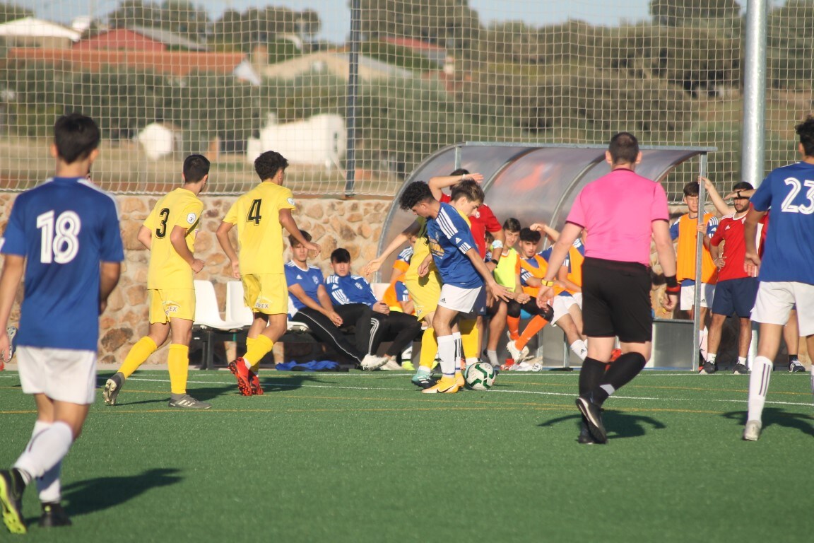 Fotos: Juveniles: Racing Valverdeño – Don Bosco