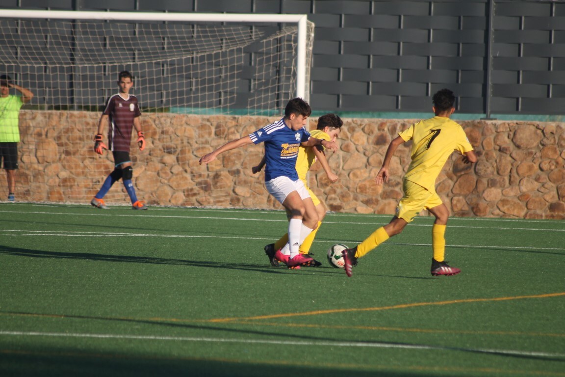 Fotos: Juveniles: Racing Valverdeño – Don Bosco