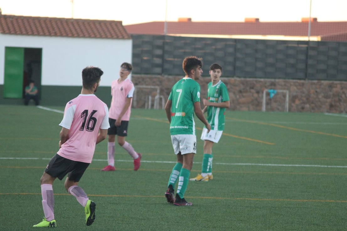 Fotos: Juveniles Racing Valverdeño – EF Espanyol de Badajoz