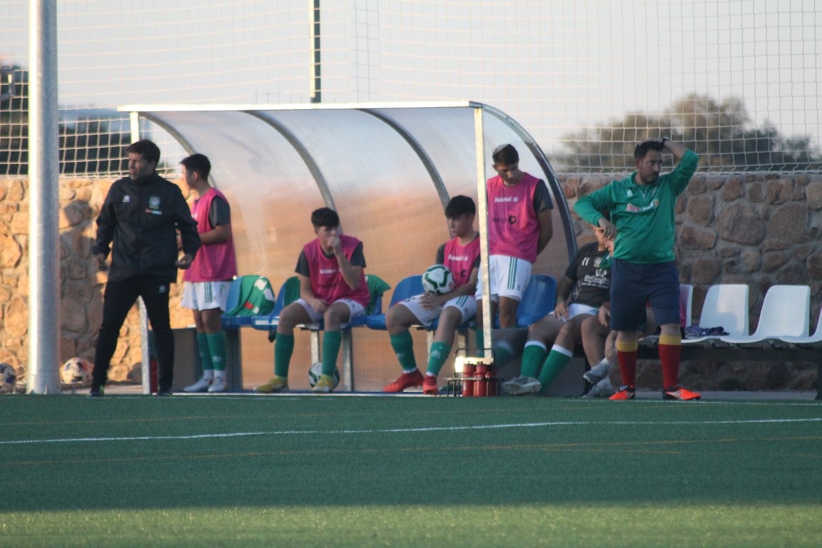 Fotos: Juveniles Racing Valverdeño – EF Espanyol de Badajoz