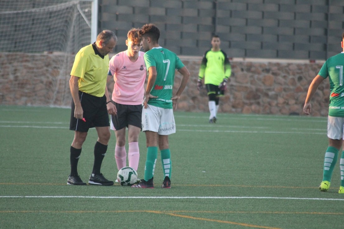 Fotos: Juveniles Racing Valverdeño – EF Espanyol de Badajoz
