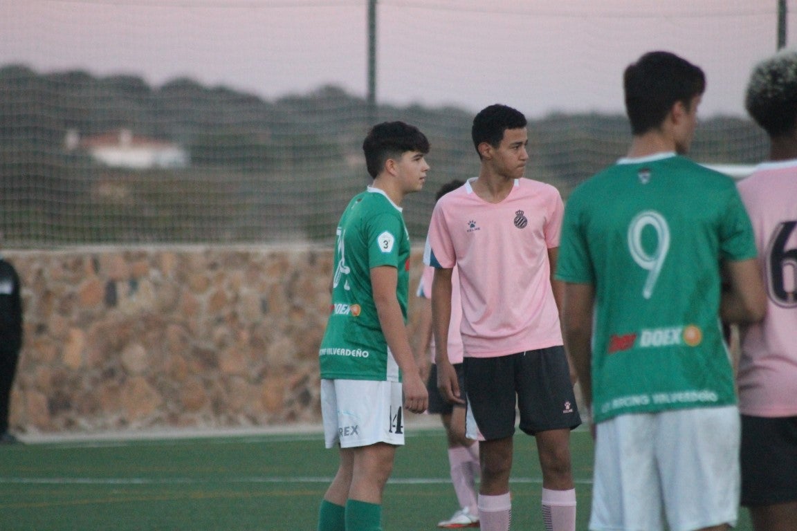 Fotos: Juveniles Racing Valverdeño – EF Espanyol de Badajoz