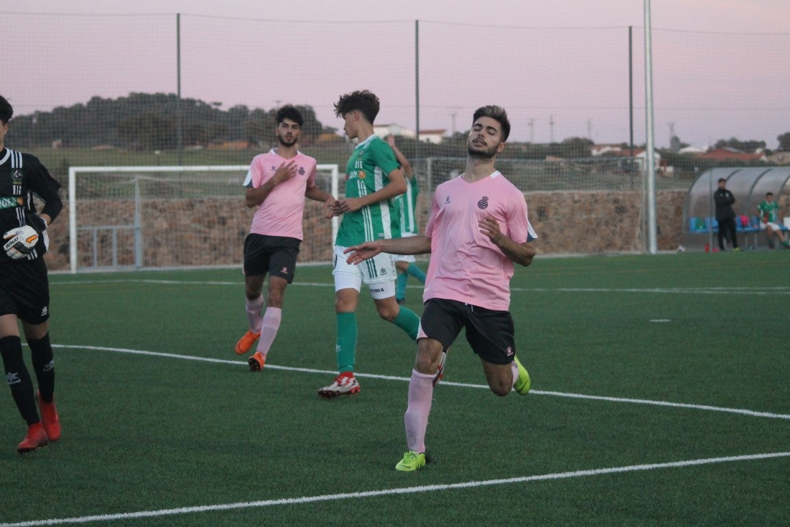Fotos: Juveniles Racing Valverdeño – EF Espanyol de Badajoz