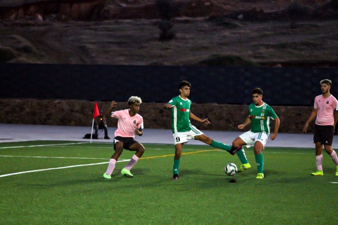 Fotos: Juveniles Racing Valverdeño – EF Espanyol de Badajoz