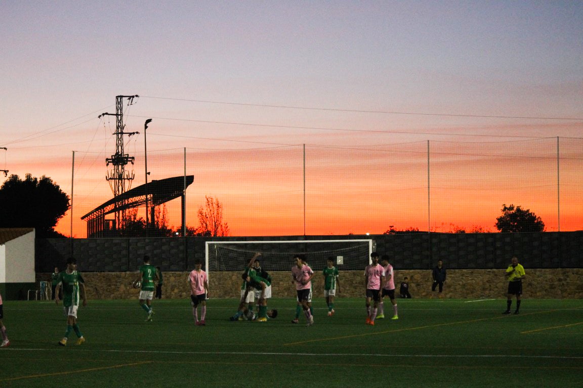 Fotos: Juveniles Racing Valverdeño – EF Espanyol de Badajoz