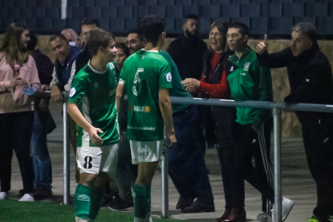 Fotos: Juveniles Racing Valverdeño – EF Espanyol de Badajoz