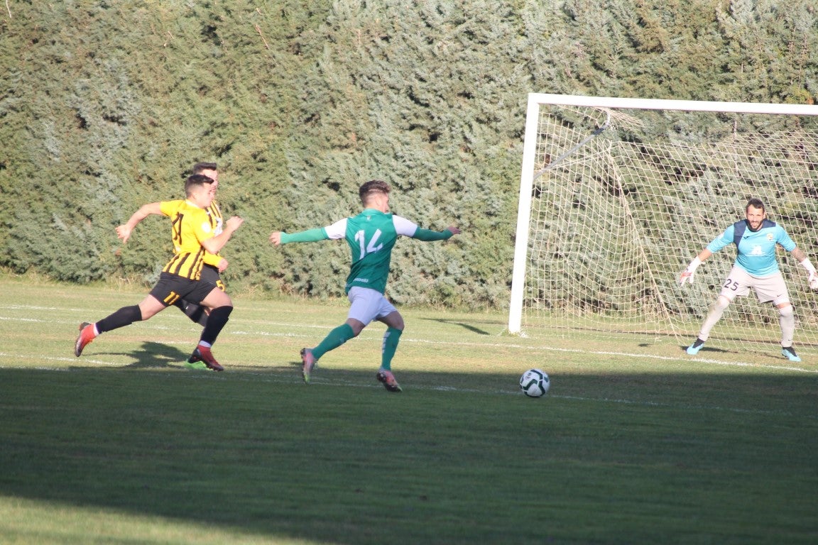 Fotos: Racing Valverdeño – AD Lobón