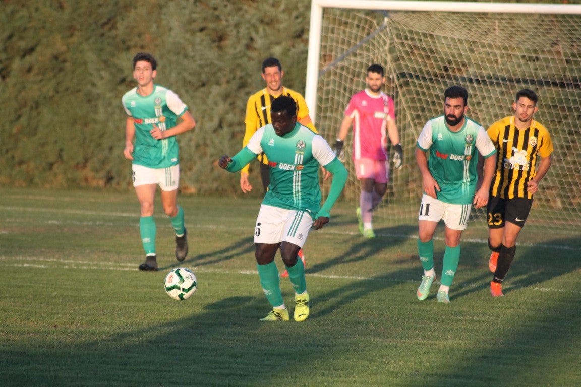 Fotos: Racing Valverdeño – AD Lobón